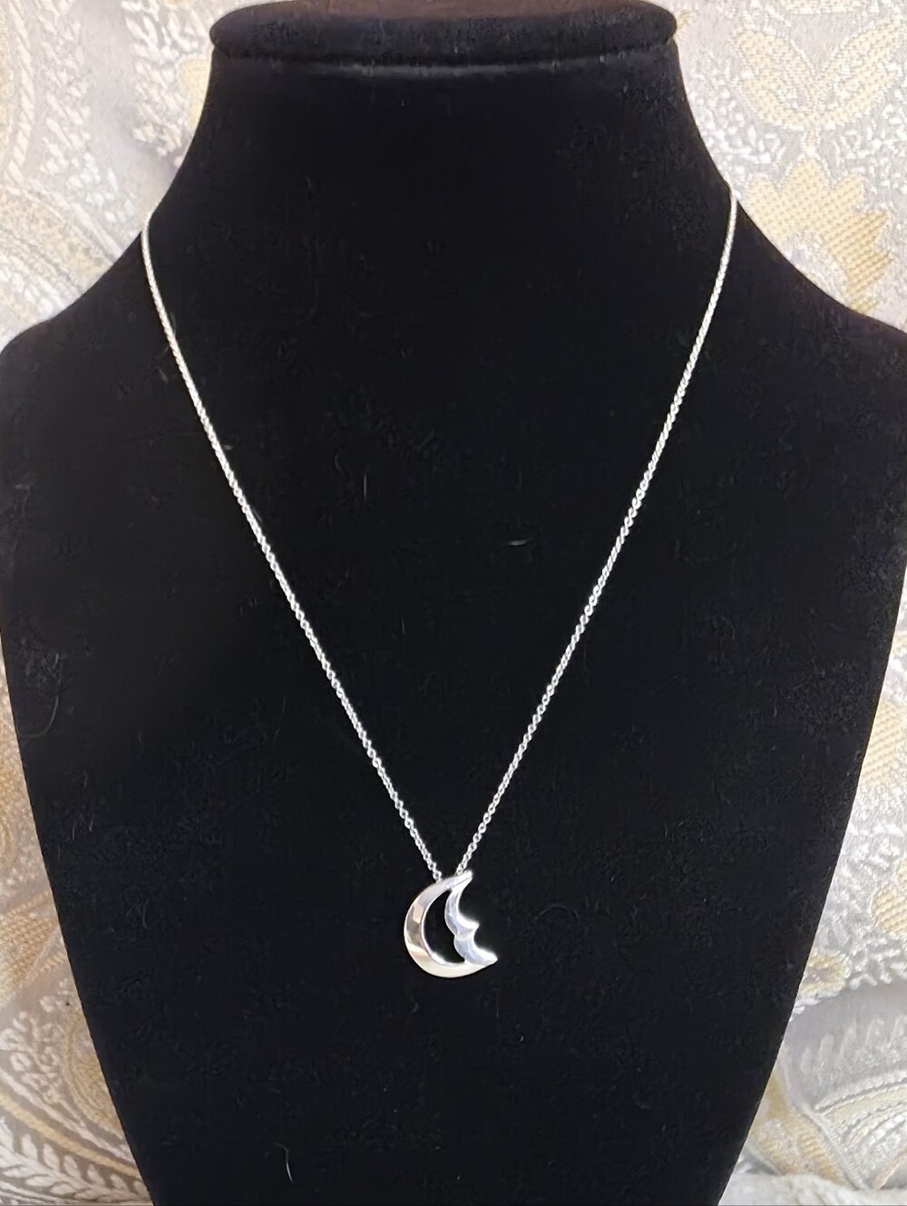 TIFFANY & CO. MOON NECKLACE 0.925 STERLING SILVER